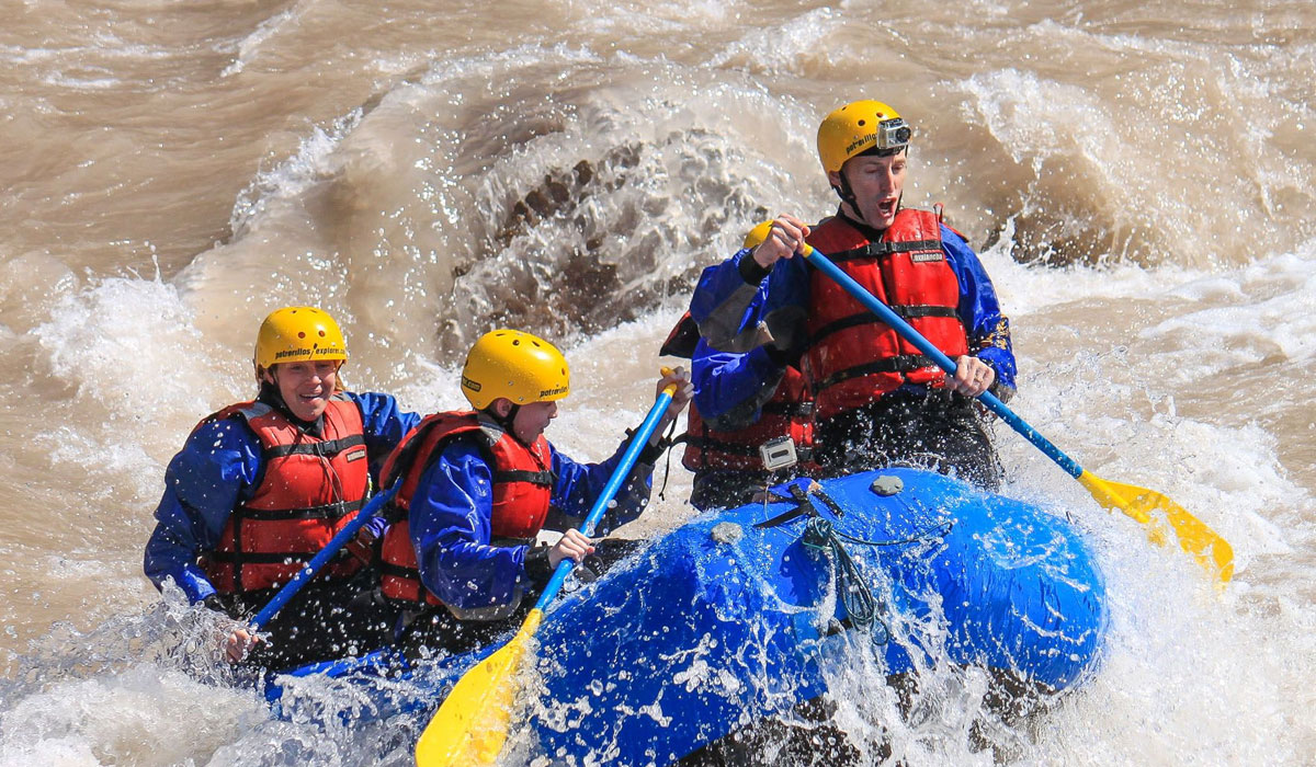 River rafting in Punakha